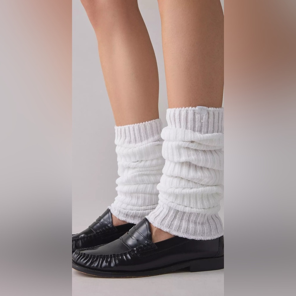 NWT! White UO Leg Warmers ❄️
